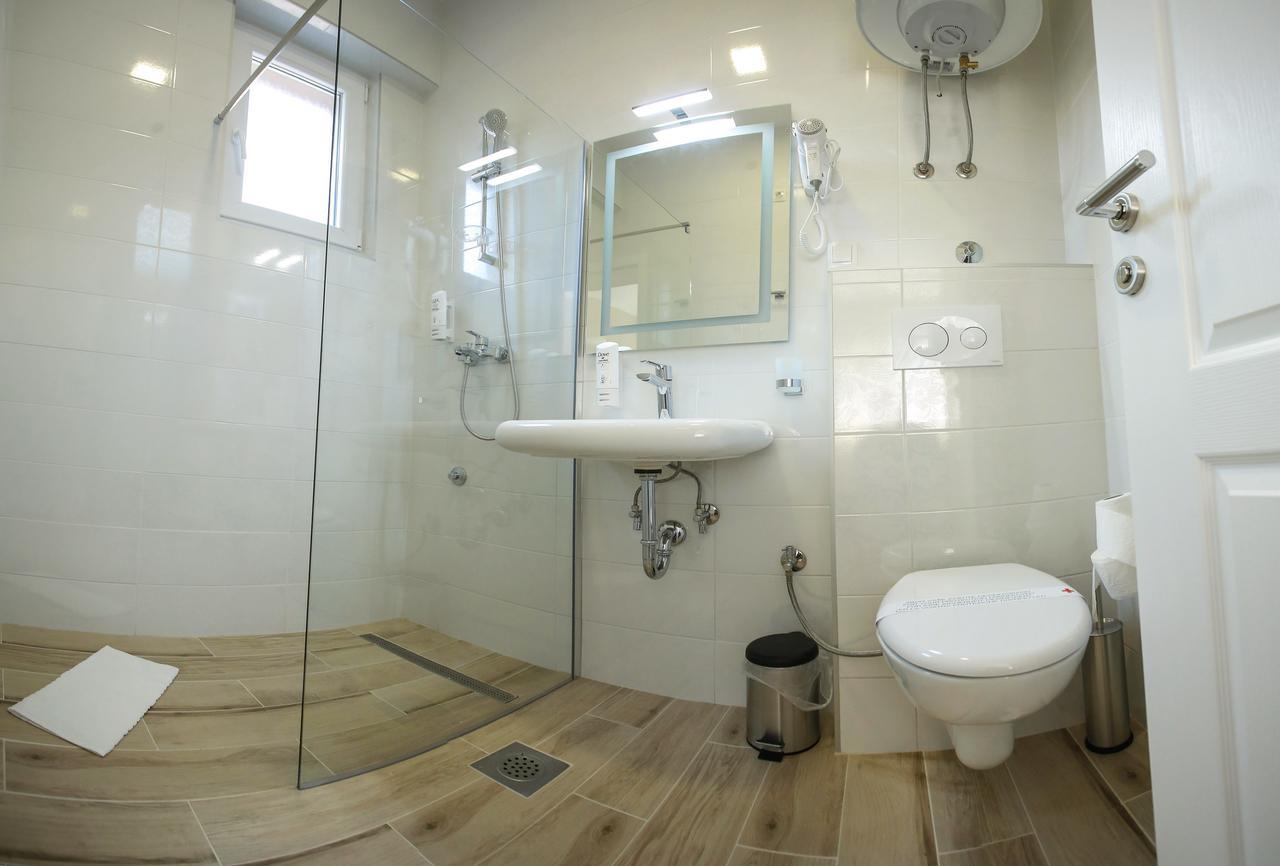 Villa Prestige Mostar Bagian luar foto